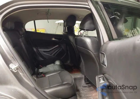 2015 Mercedes-Benz Gla 250 4Matic из США, поврежденный, VIN WDCTG4GB1FJ117476